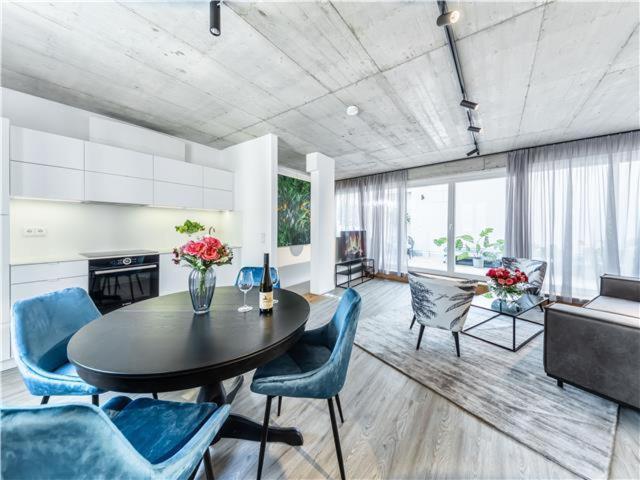 Smile Apartments מאוטרן מראה חיצוני תמונה
